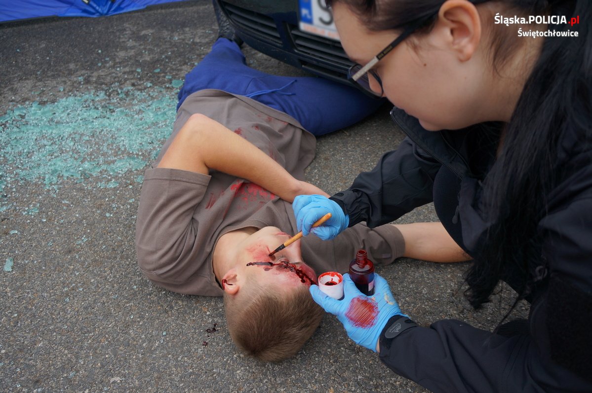 Policjanci zapraszają do udziału w akcji "Patrz jak jedziesz! Patrz jak idziesz!"