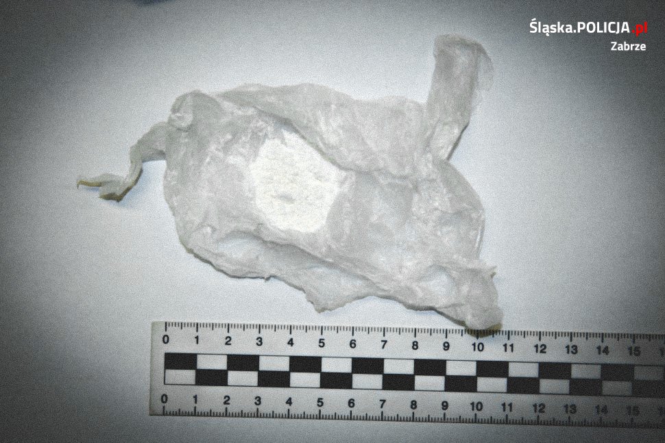 33-latek wpadł z narkotykami i pod ich wpływem podczas kontroli drogowej