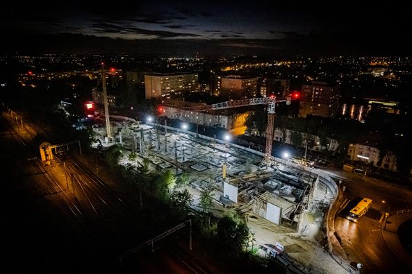 Zakończono utwardzanie terenu pod budowę centrum przesiadkowego przy ul. Goethego