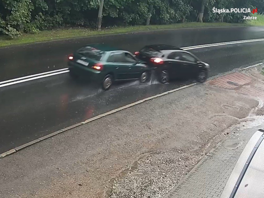 23-letni mieszkaniec powiatu tarnogórskiego sprawcą kolizji na ul. Krakowskiej