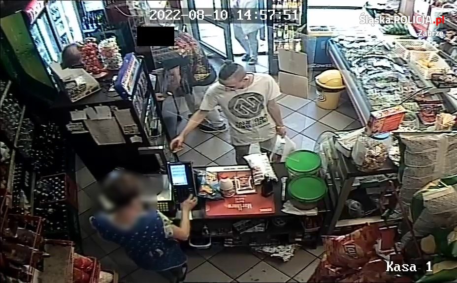 Mężczyzna posługiwał się przywłaszczoną kartą bankomatową. Rozpoznajesz go?