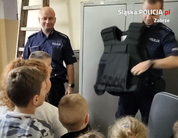 Przedszkolaki odwiedziły Komisariat V Policji w Zabrzu