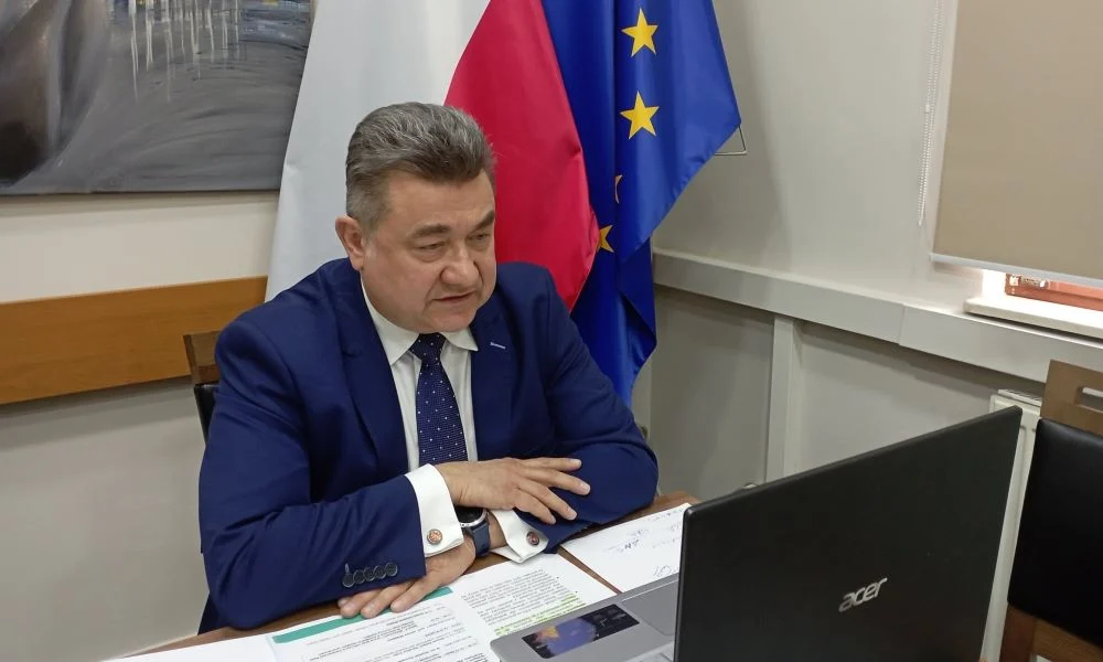 Partnerka śląskiego europosła PiS zatrzymana. Zarzucono jej „płatną protekcję”