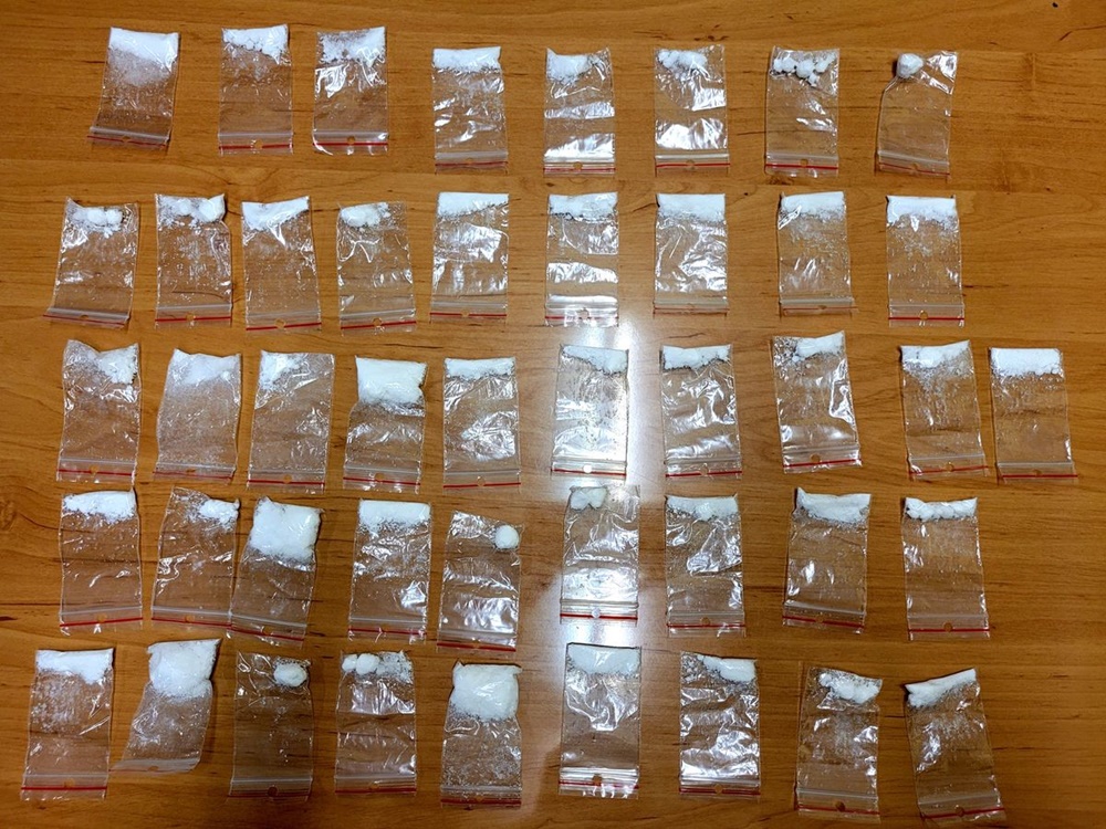 45 woreczków z amfetaminą zabezpieczonych u 22-latki. Kobieta wychowywała dwójkę dzieci!