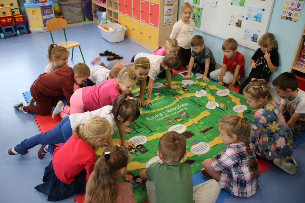 Edukacja ekologiczna w Piekarach Śląskich. Przedszkolaki uczą się segregować odpady