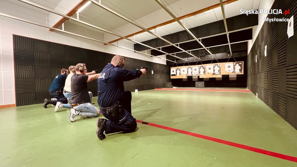Policjanci doskonalili swoje umiejętności strzeleckie