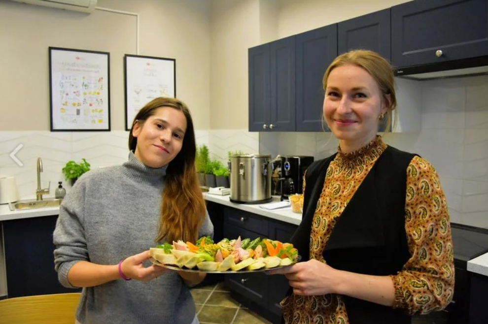 Wspólny stół w Rybniku. Kuchnia otwarta dla każdego mieszkańca