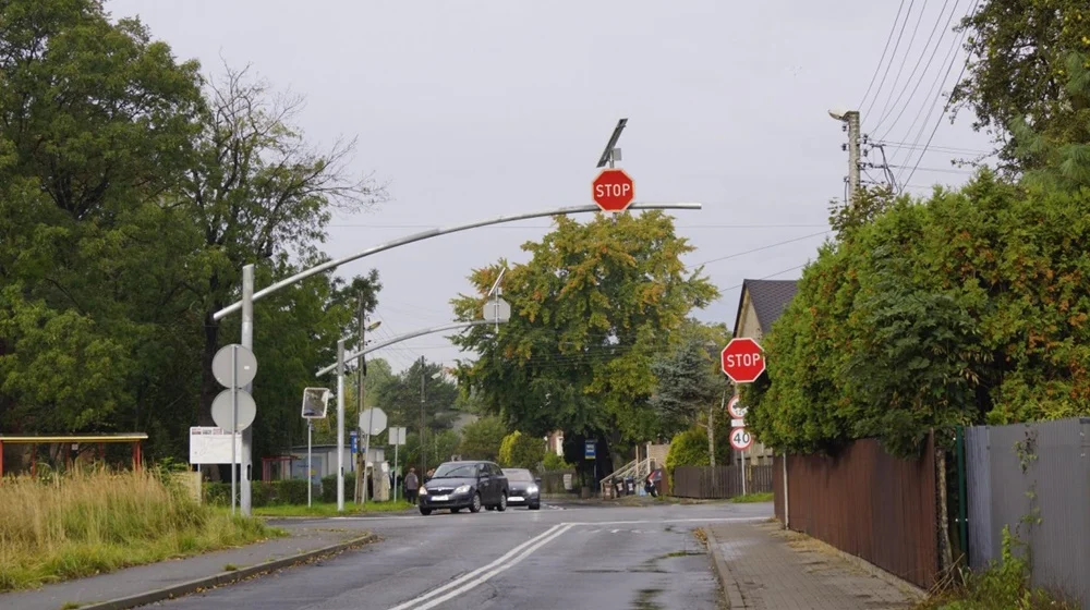 Będzie bezpieczniej. Rusza budowa kolejnego wyniesionego skrzyżowania