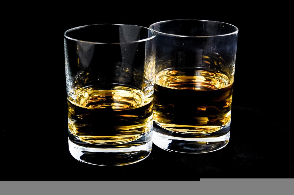 Kolejny pijany kierowca rozbił samochody!