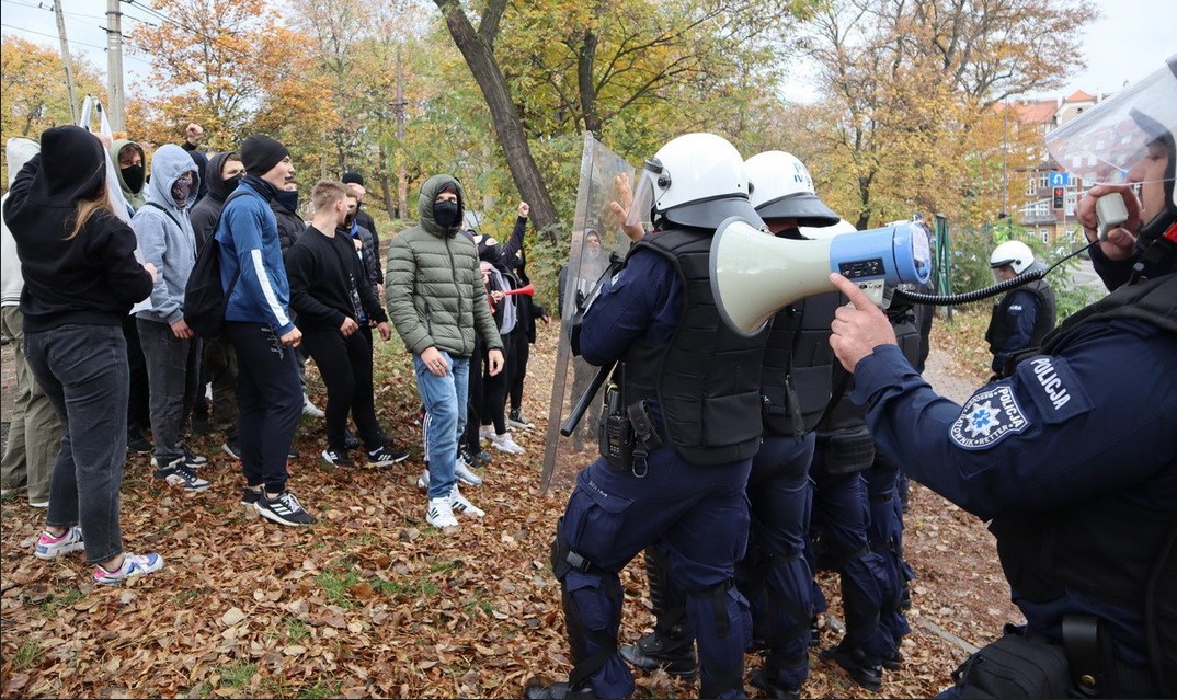 Wspólna akcja mundurowych w Areszcie Śledczym. Ćwiczyli na wypadek zagrożeń