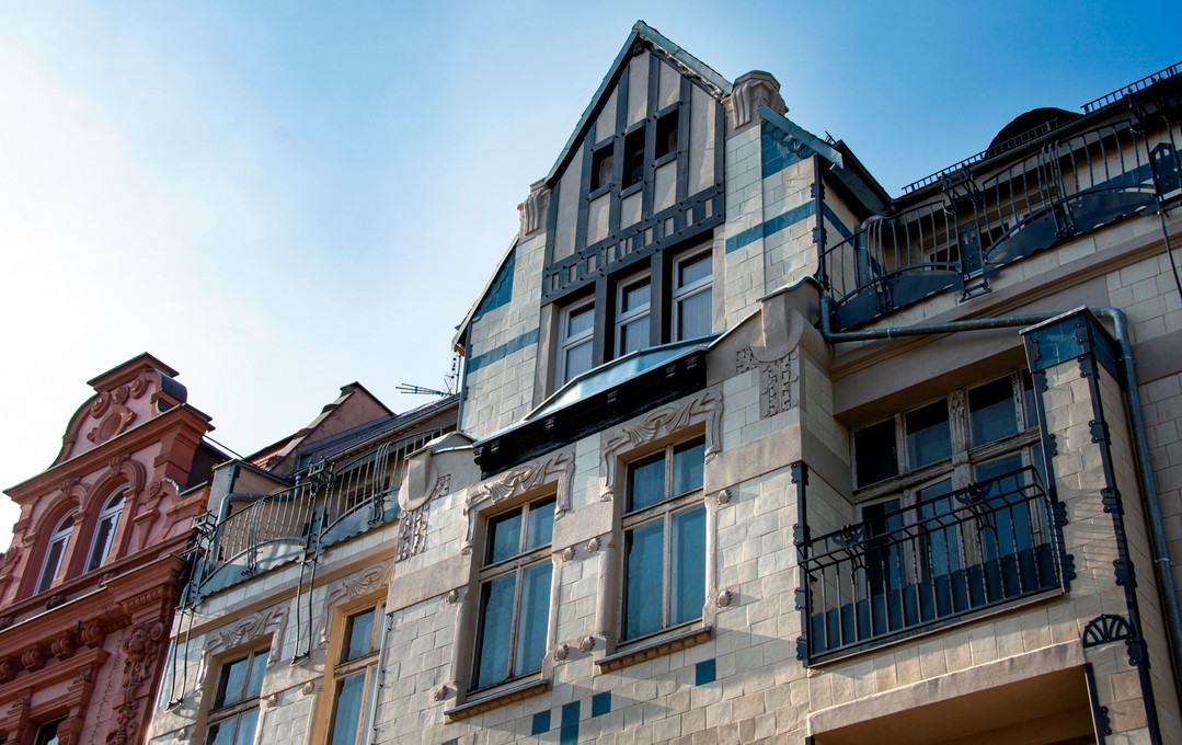 bytom dworcowa 22 19