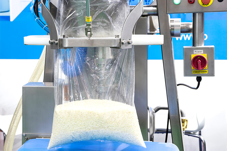 Rękawy foliowe - właściwości i wykorzystanie