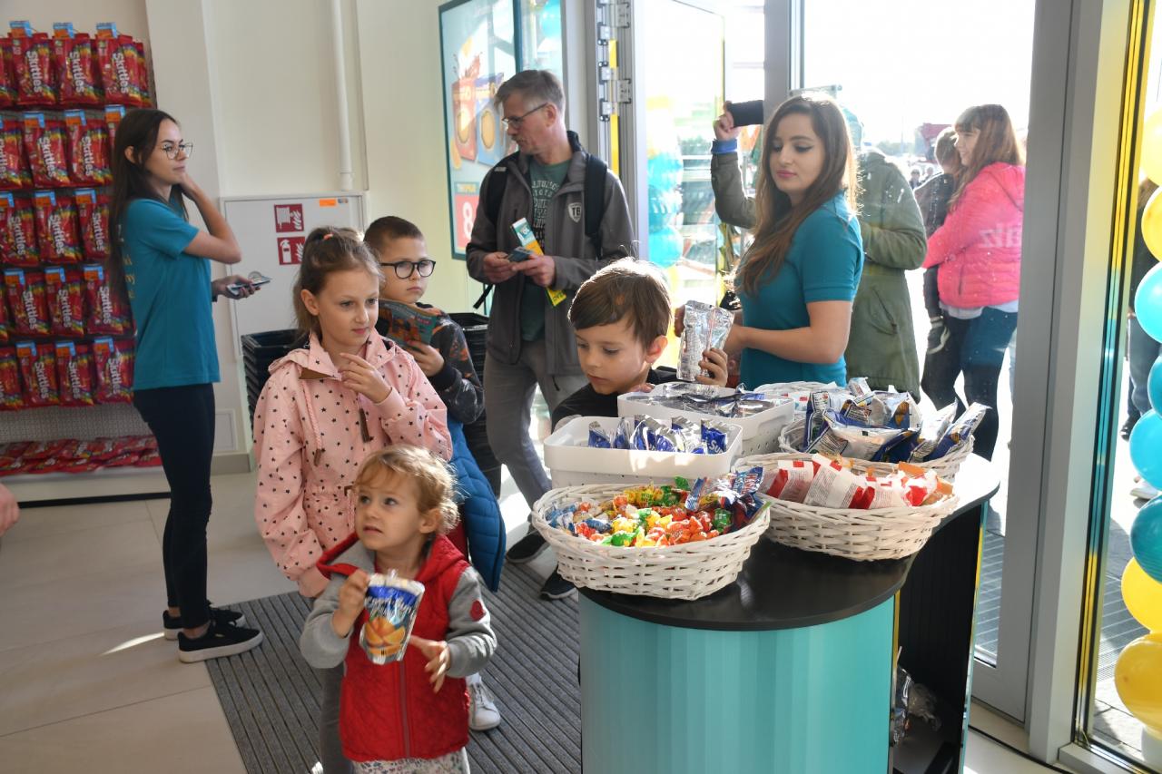 W poniedziałek, 31 października został otwarty nowy sklep Dealz w Mikołowie! Sklep znajduje się w KP Park przy ulicy Gliwickiej 34. 8