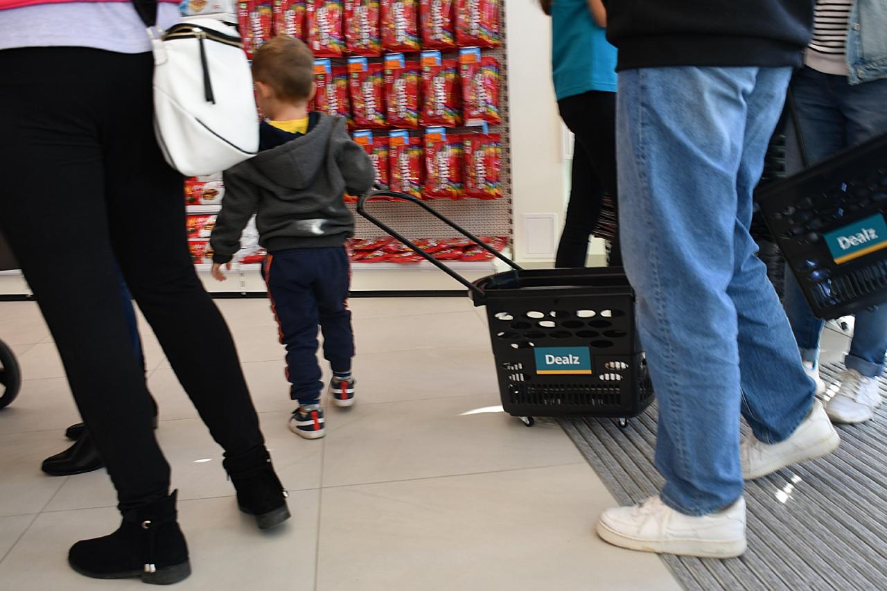 W poniedziałek, 31 października został otwarty nowy sklep Dealz w Mikołowie! Sklep znajduje się w KP Park przy ulicy Gliwickiej 34. 11