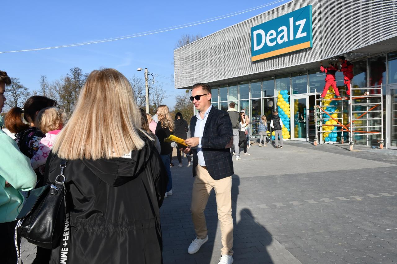 W poniedziałek, 31 października został otwarty nowy sklep Dealz w Mikołowie! Sklep znajduje się w KP Park przy ulicy Gliwickiej 34. 33