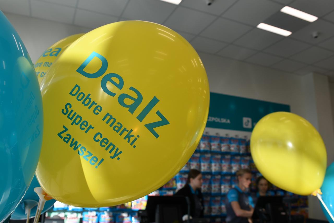 W poniedziałek, 31 października został otwarty nowy sklep Dealz w Mikołowie! Sklep znajduje się w KP Park przy ulicy Gliwickiej 34. 37