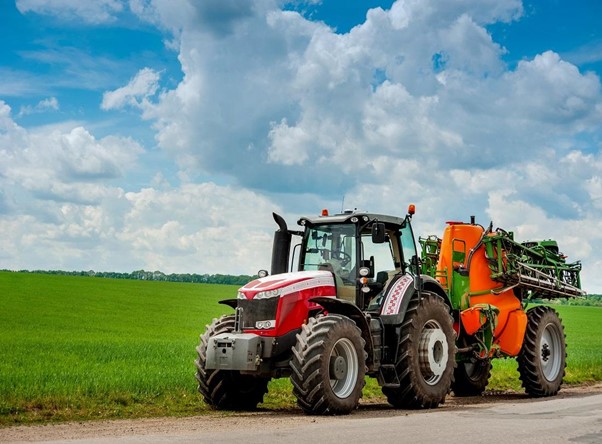 Ekologiczne rolnictwo a maszyny. Jakie wybrać?