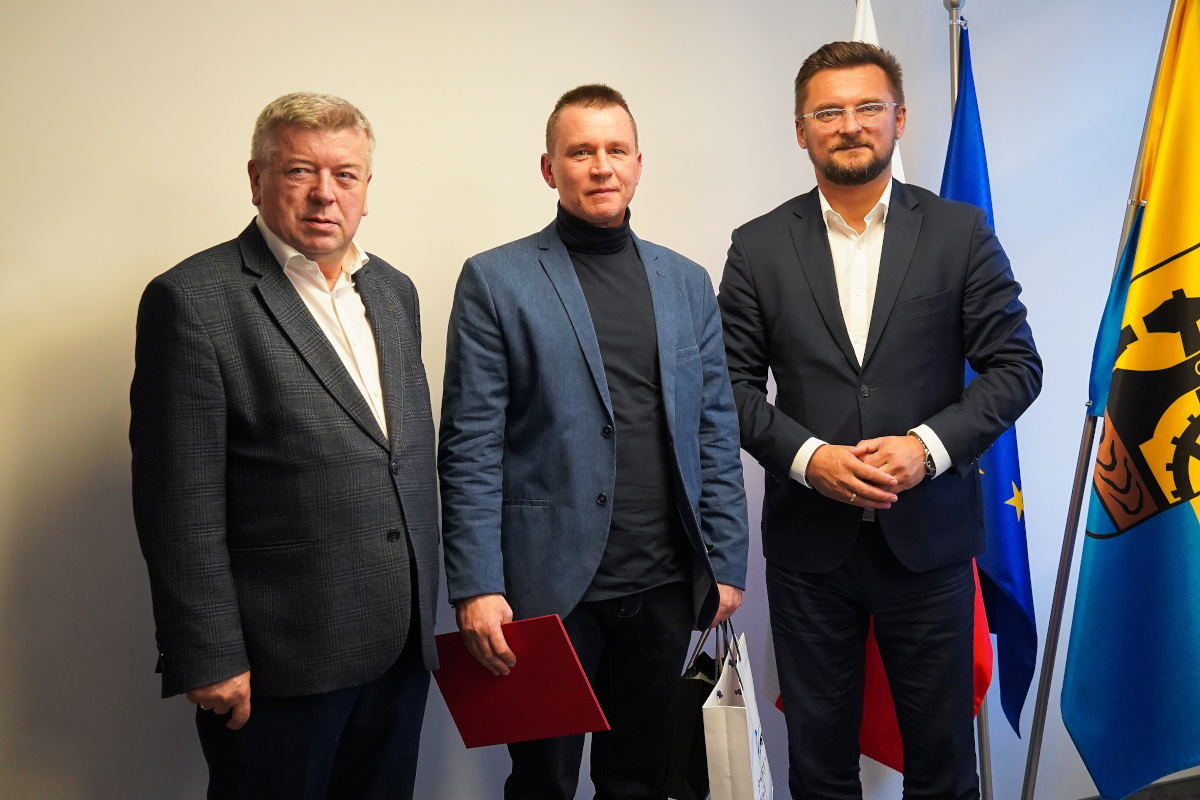 Bohaterski kierowca spotkał się z prezydentem Katowic