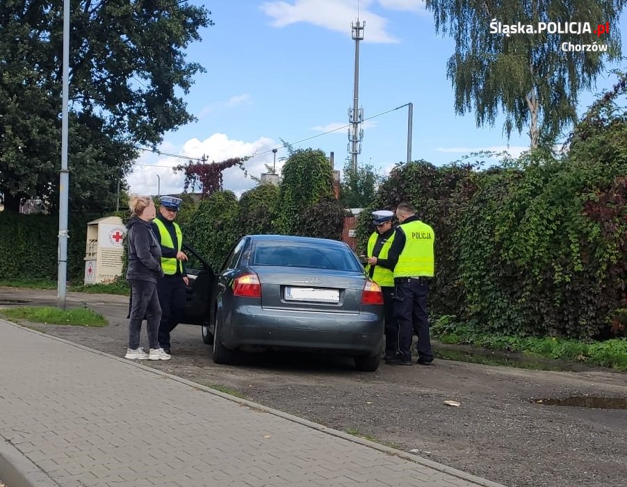 Niecodzienna kolizja i ucieczka pijanego kierowcy