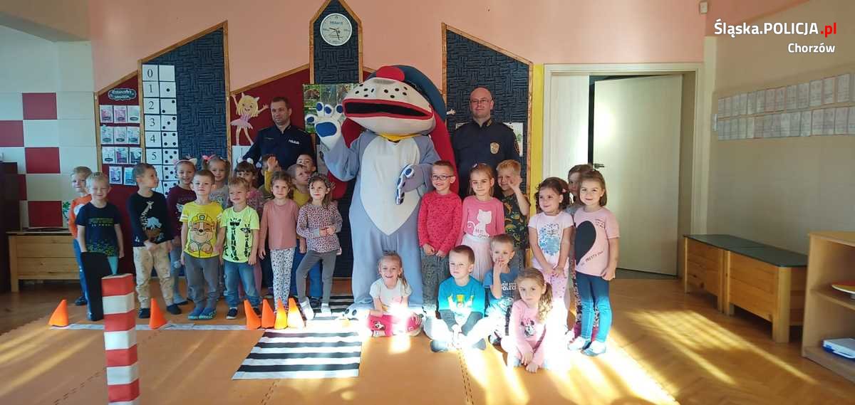 Chorzowscy policjanci z wizytą u przedszkolaków