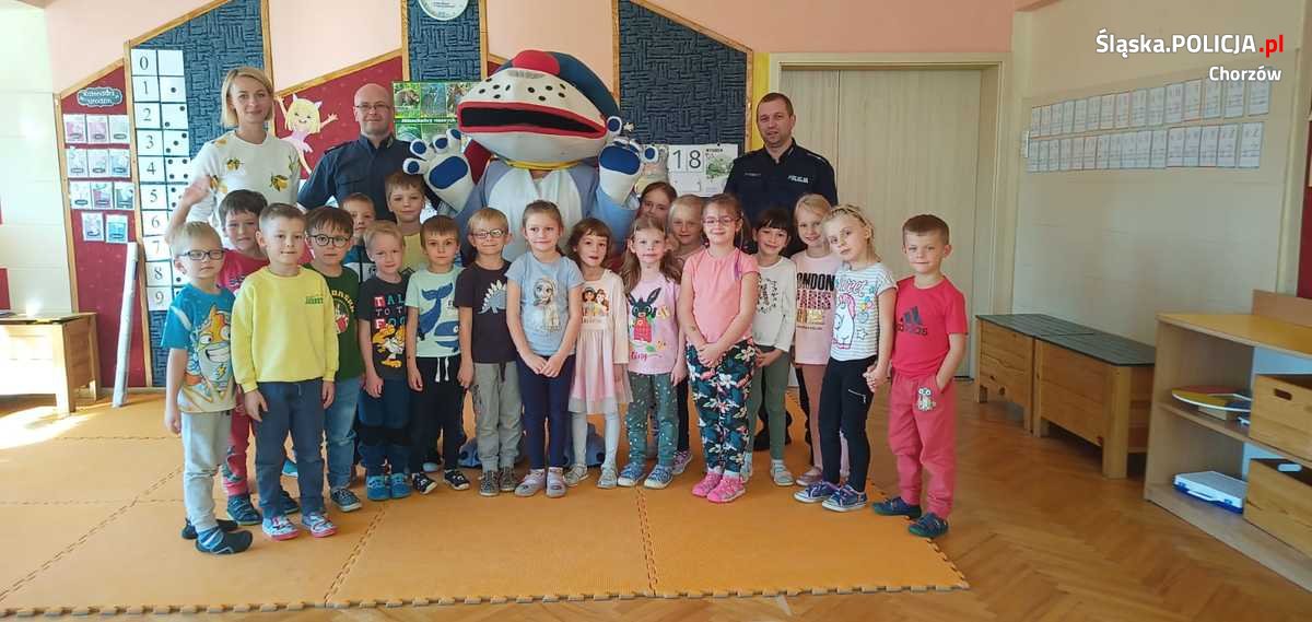 Chorzowscy policjanci z wizytą u przedszkolaków