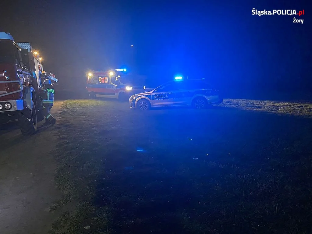 Pożar budynku jednorodzinnego przy ul. Tęczowej. W domu przebywały dwie osoby!