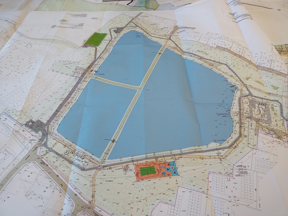Przestrzeń sportowo-rekreacyjna już za rok? Aktualny postęp prac na stawie Kalina