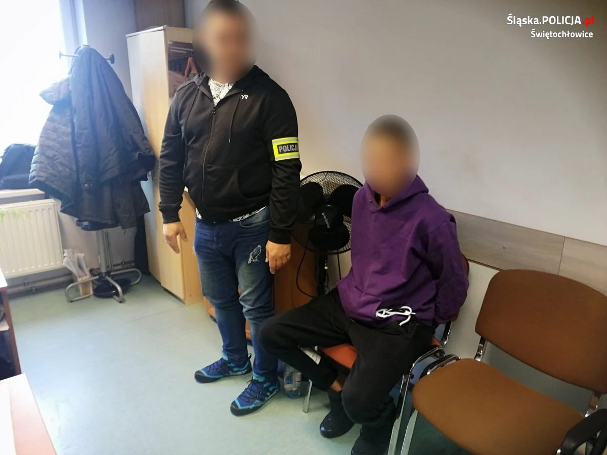 Wpadli na gorącym uczynku, gdy próbowali pozbyć się skradzionego dostawczaka