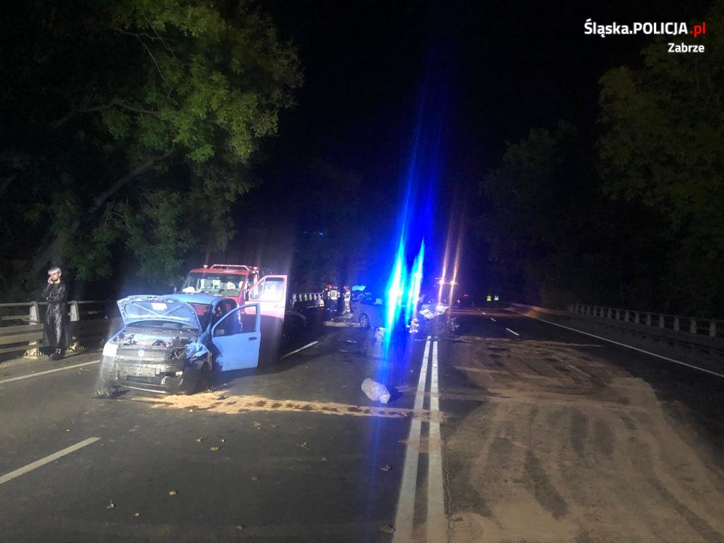 Groźny wypadek na DK88. Trzy osoby poszkodowane