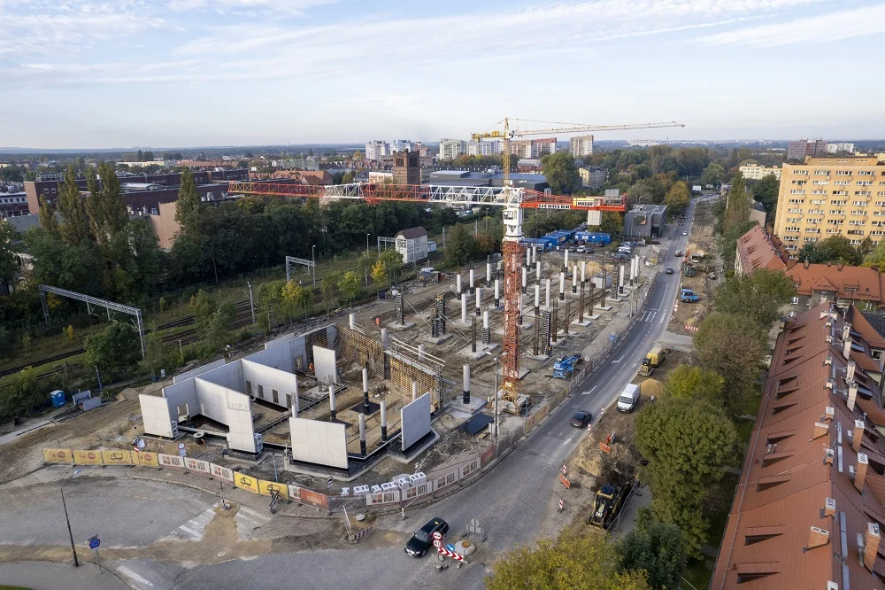 Trwa budowa centrum przesiadkowego przy ul. Goethego