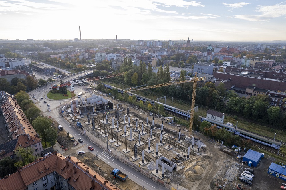 Trwa budowa centrum przesiadkowego przy ul. Goethego