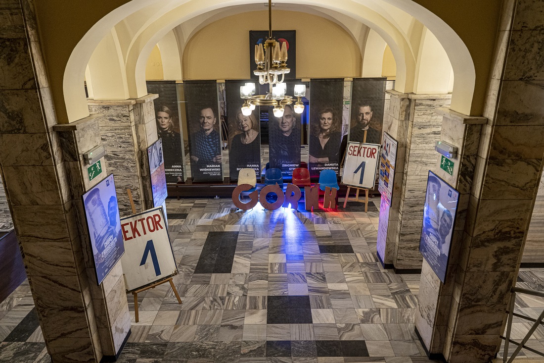 Za nami premiera spektaklu "Chopcy z Roosevelta" [ZDJĘCIA]