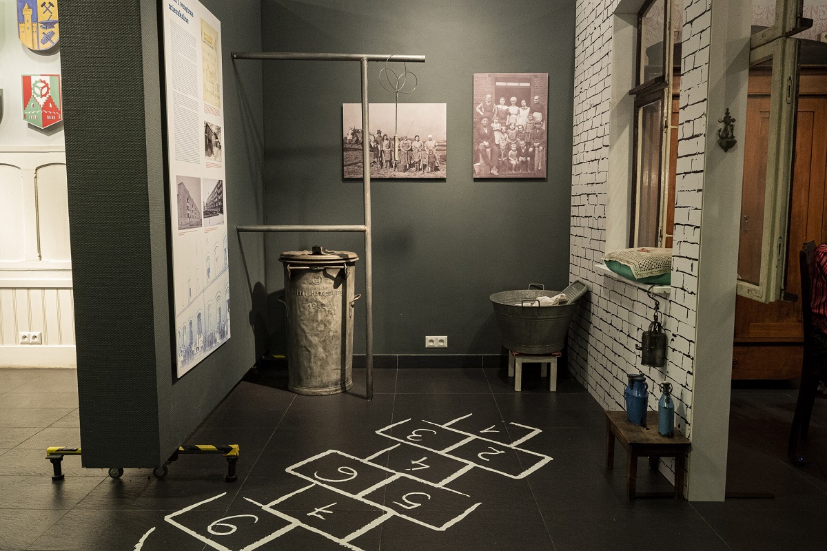 Oprowadzanie kuratorskie po wystawie "Opowiem Wam o Zabrzu"