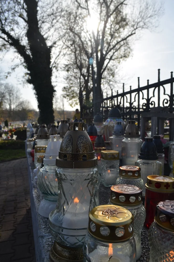 Wszystkich Świętych 17