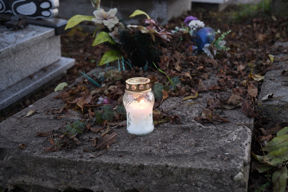 Wszystkich Świętych 24