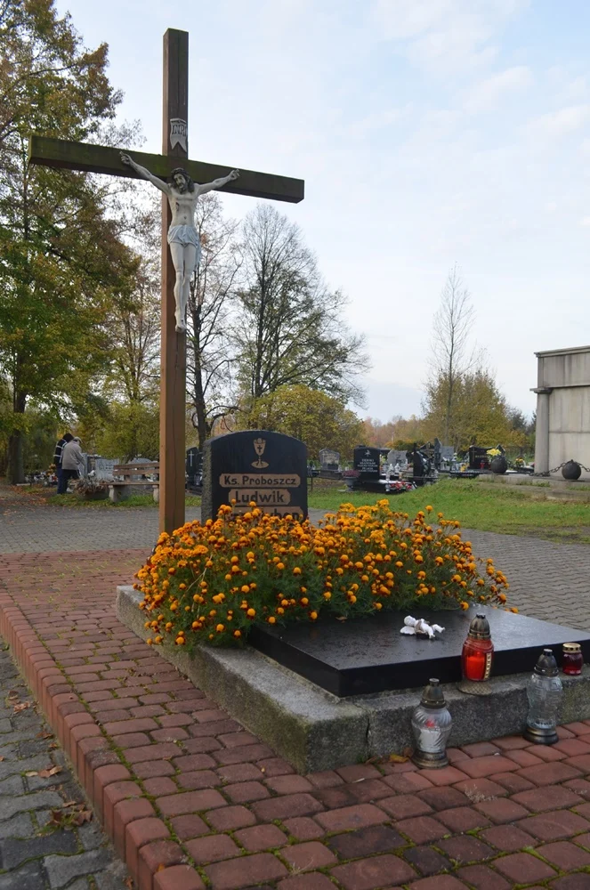 Wszystkich Świętych 34