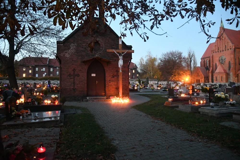 Wszystkich Świętych 40