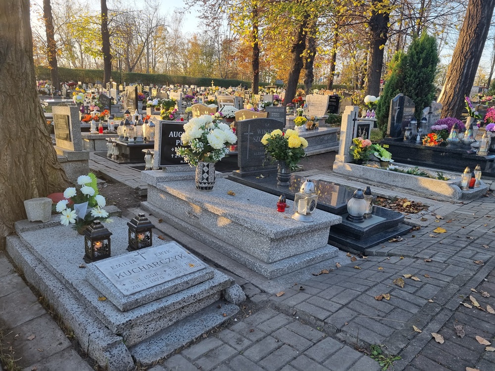 Wszystkich Świętych 48