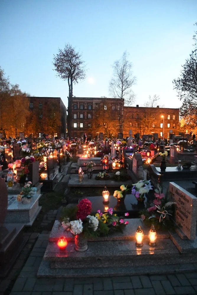 Wszystkich Świętych 53