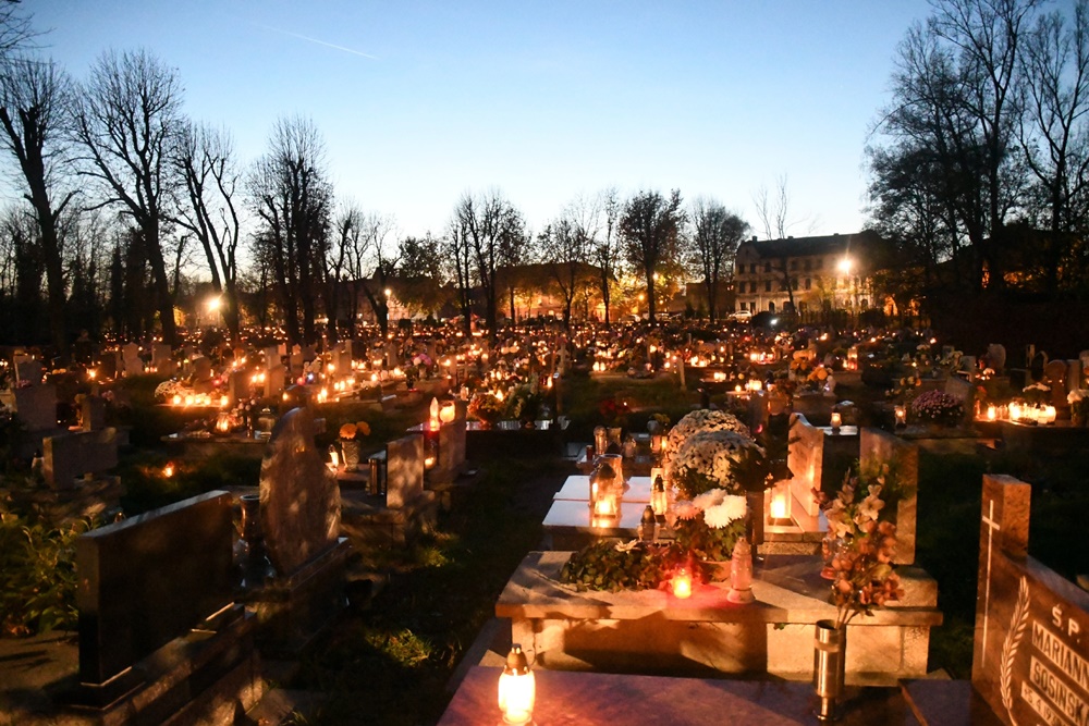 Wszystkich Świętych 56