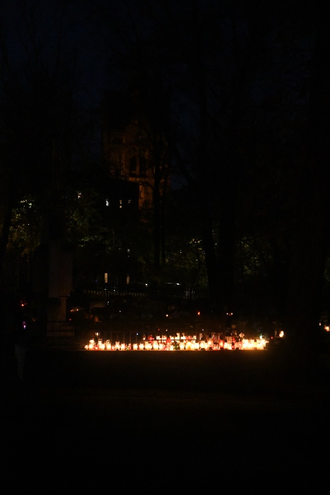 Wszystkich Świętych 63