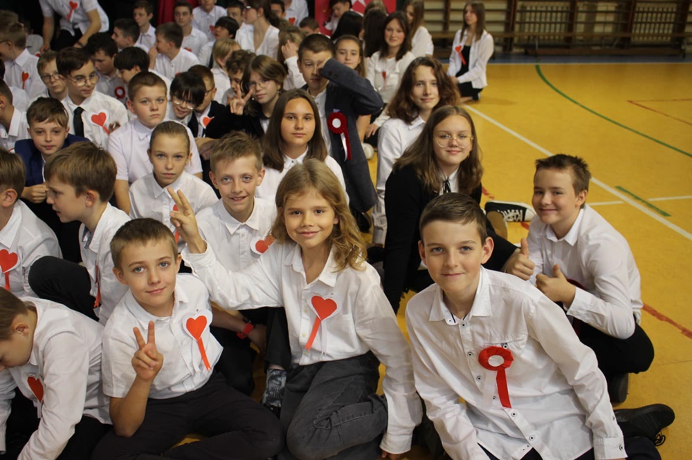 Szkoła Podstawowa nr 18 wzięła udział w konkursie „Do Hymnu!”