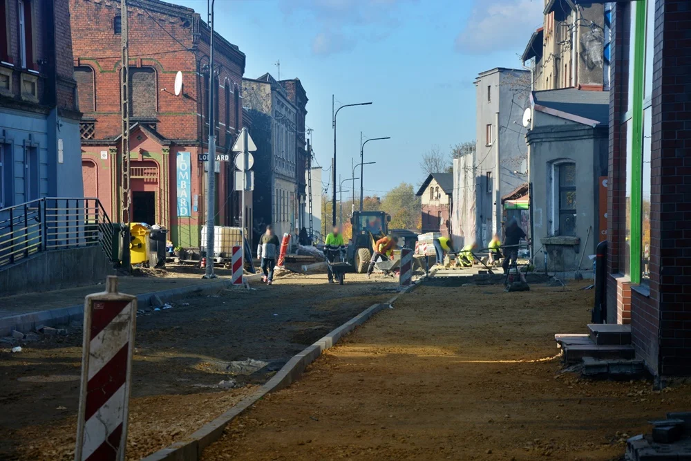 Przebudowa ulicy Janasa w Rudzie. Na ukończeniu są prace kanalizacyjne [FOTO]