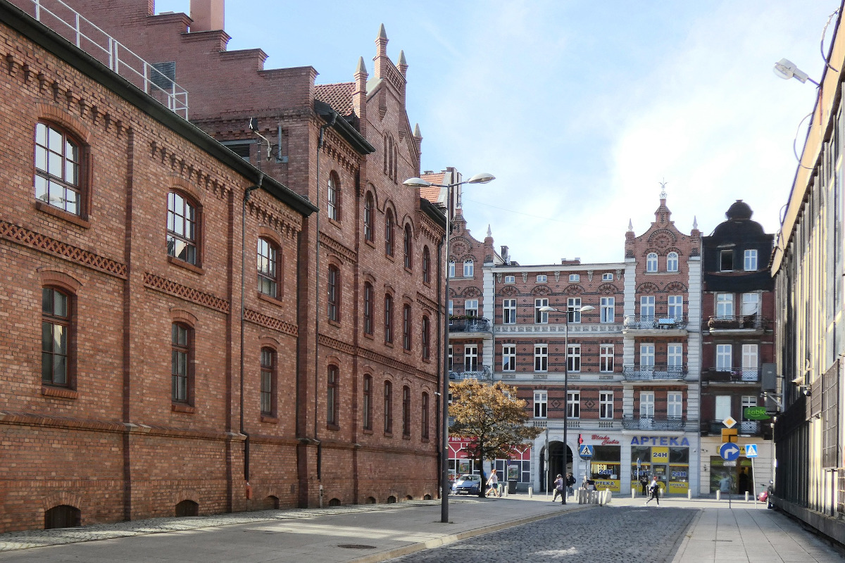 Planujesz przeprowadzkę na południe Polski? Sprawdź, jak wygląda życia i praca na Śląsku!