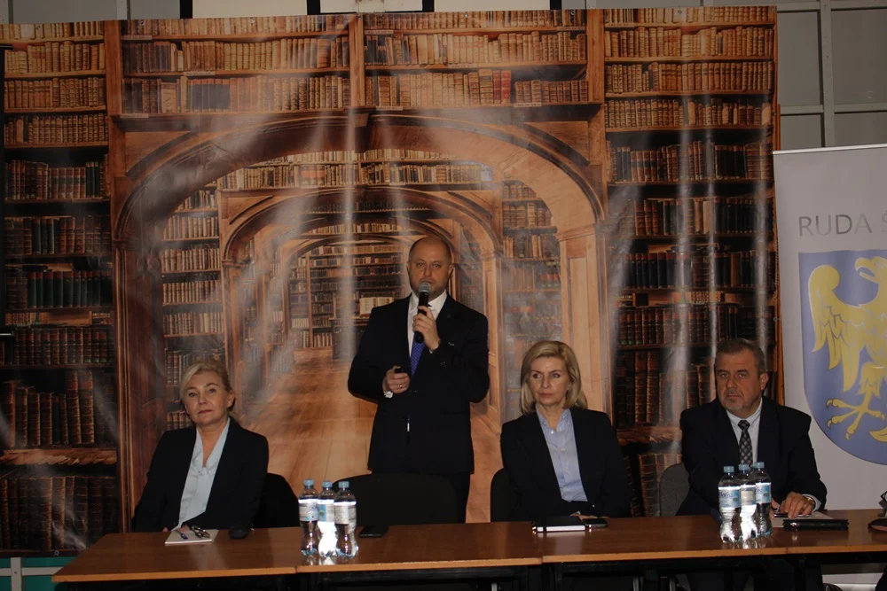 Mieszkańcy Goduli i Orzegowa rozmawiali z władzami miasta o problemach tych dzielnic