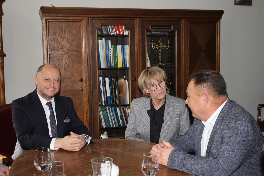 Ukraina dziękuje za pomoc. Rudę Śląską odwiedziła delegacja z ukraińskiej Schodnicy