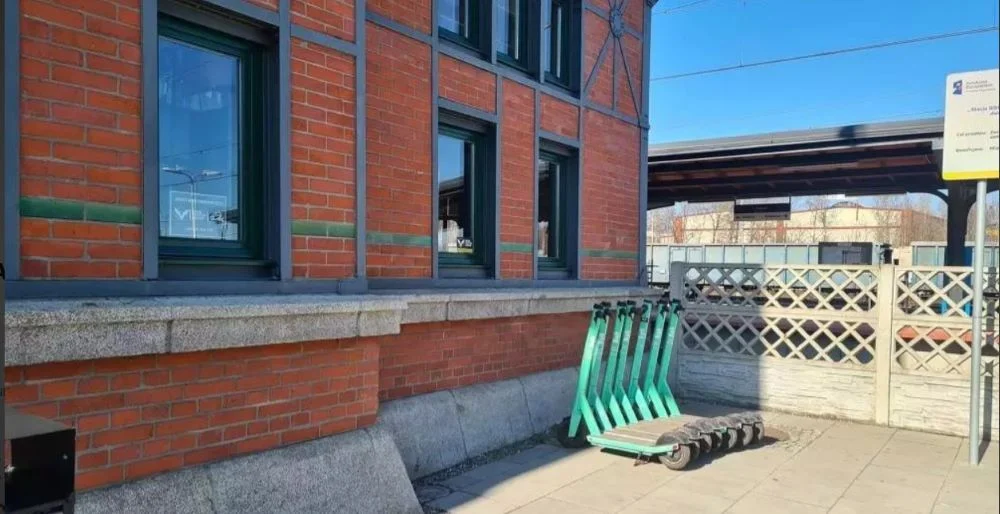 Hulajnogi BOLT na rudzkich ulicach – błogosławieństwo czy wręcz przeciwnie?