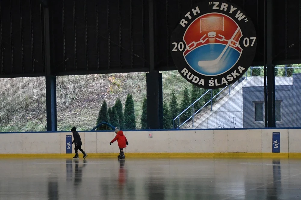 Otwarcie lodowiska na Burloch Arenie 6