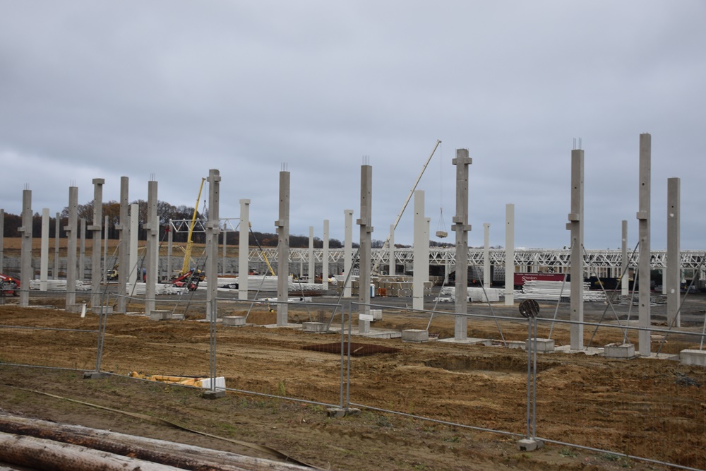 Fabryka "Eko-Okien" w mieście. Postępy w inwestycji