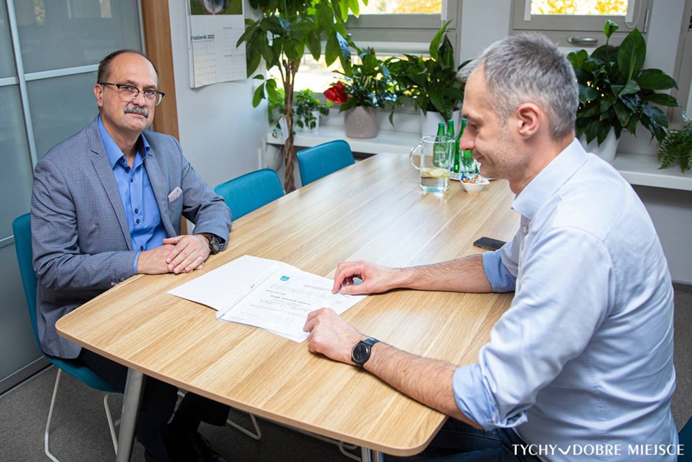 Nowy dyrektor Zespołu Szkół nr 4. Poznaj Przemysława Sawickiego